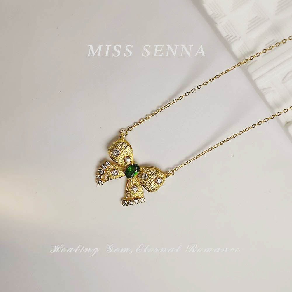 MISSSENNA Jewelry S925 Sterling Silver 18k Gold Plated Natural Diopside Fancy Butterfly Design Necklace