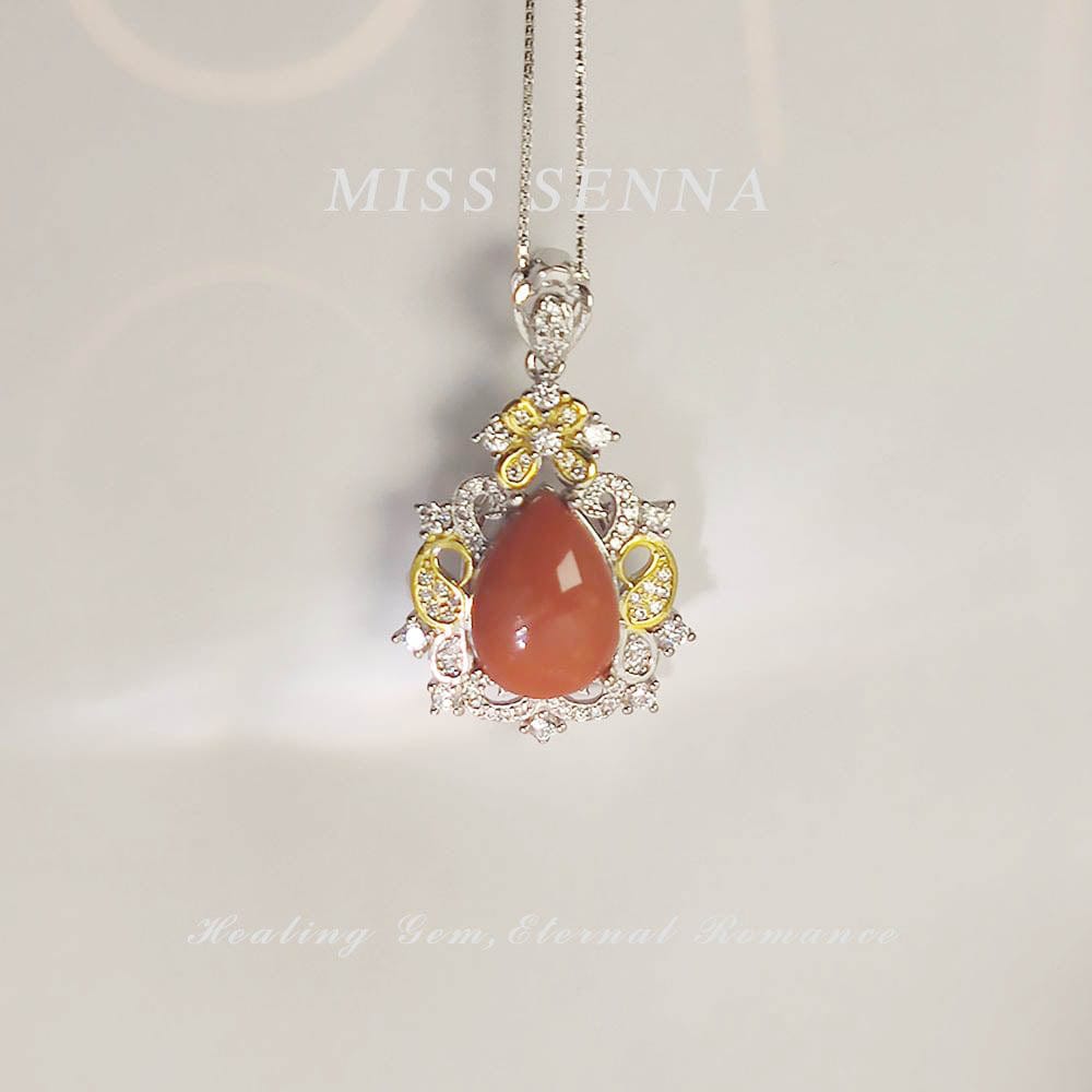 MISSSENNA Jewelry S925 Sterling Silver 18k Gold Plated Natural Nanjiang Red Agate  Pear shaped Necklace