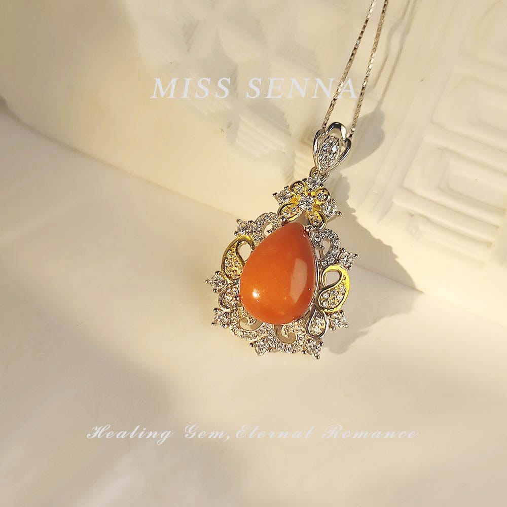 MISSSENNA Jewelry S925 Sterling Silver 18k Gold Plated Natural Nanjiang Red Agate  Pear shaped Necklace